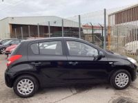 Hyundai i20 1.2 Classic - <small></small> 5.200 € <small>TTC</small> - #10