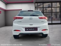 Hyundai i20 1.2 ESSENCE 84CH Intuitive GARANTIE 12 mois Faible consommation - <small></small> 9.689 € <small>TTC</small> - #7