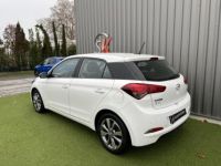 Hyundai i20 EDITION NAVI 1.2 84CH - <small></small> 11.990 € <small>TTC</small> - #3