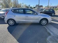 Hyundai i30 1.6 CRDi - 115 Clim + Radar AR + Attelage - <small></small> 5.990 € <small>TTC</small> - #6