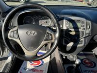 Hyundai i30 1.6 CRDi - 115 Clim + Radar AR + Attelage - <small></small> 5.990 € <small>TTC</small> - #29