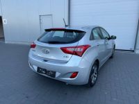 Hyundai i30 1.6 GDi Lounge -- CUIR GPS CAMERA - <small></small> 12.490 € <small>TTC</small> - #6