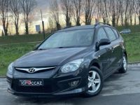 Hyundai i30 CW 1.6 ESSENCE 115CH PACK SENSATION 2012 - 1ERE MAIN - <small></small> 4.990 € <small>TTC</small> - #2