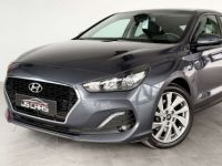 Hyundai i30 Fastback 1.0 T-GDi SPORT 1ERPRO GPS CAMERA PDC TVA - <small></small> 16.990 € <small>TTC</small> - #2