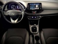 Hyundai i30 Fastback 1.0 T-GDi SPORT 1ERPRO GPS CAMERA PDC TVA - <small></small> 16.990 € <small>TTC</small> - #15