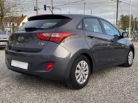 Hyundai i30 II 1.4 CRDi 90ch Initia - <small></small> 7.500 € <small>TTC</small> - #3