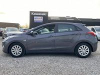 Hyundai i30 II 1.4 CRDi 90ch Initia - <small></small> 7.500 € <small>TTC</small> - #6