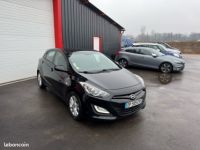 Hyundai i30 II (CZE) HB 1.6 CRDi 16V Blue Drive 110 cv- embryage neuf- feux led xénon- regulateur Clim auto- bv6- moteur a chaîne - <small></small> 5.390 € <small>TTC</small> - #2