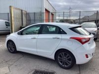 Hyundai i30 SW 1.6 CRDi Premium blue - <small></small> 9.900 € <small>TTC</small> - #6