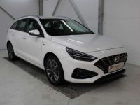 Hyundai i30 W 1.0 T-GDi MHEV ~ 48V Automaat Navi Full - <small></small> 19.990 € <small>TTC</small> - #1