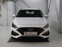 Hyundai i30 W 1.0 T-GDi MHEV ~ 48V Automaat Navi Full - <small></small> 19.990 € <small>TTC</small> - #2