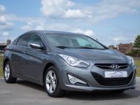 Hyundai i40 1.7 CRDi BlueDrive - HISTORIEK - STUURWIELVERWARMING - LEDER - CAMERA - AIRCO - KEYLESS - <small></small> 8.999 € <small>TTC</small> - #5