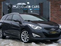 Hyundai i40 1.7 CRDi BREAK Bte-AUTO CAMERA NAVI CRUISE RADAR - <small></small> 8.990 € <small>TTC</small> - #2