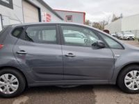 Hyundai ix20 1.6 125 CV COMFORT BVM6 / 2E MAIN / 39 000 km / ATTELAGE / CRIT'AIR 1 / GTIE 12 MOIS - <small></small> 9.990 € <small>TTC</small> - #11