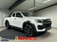 Isuzu D-Max 2024 1.9 Extended Cab V-Cross Automaat 3500KG Trekgewic - <small></small> 55.472 € <small></small> - #1