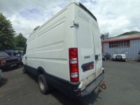 Iveco Daily 35C FG ROUES JUMELEES FOURGON PHASE 2 35C13V13 2.3 TD MOYEN SURÉLEVÉ 126 CV - <small></small> 6.800 € <small>TTC</small> - #4