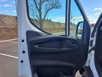 Iveco Daily 35C18 A8 CAISSE HAYON FRIGO 69900E HT - <small></small> 83.880 € <small>TTC</small> - #30