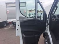 Iveco Daily 35C18 A8 CAISSE HAYON HAUTEUR MOINS 3M 58700E HT - <small></small> 70.440 € <small>TTC</small> - #26