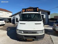 Iveco Daily VU FOURGON 35C10 2.3 D 95 ch UTILITAIRE - <small></small> 6.989 € <small>TTC</small> - #4