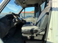 Iveco Daily VU FOURGON 35C10 2.3 D 95 ch UTILITAIRE - <small></small> 6.989 € <small>TTC</small> - #15