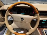 Jaguar Daimler DOUBLE SIX 6.0 BA 1997 - <small></small> 24.990 € <small>TTC</small> - #8