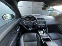 Jaguar E-Pace 2.0D 180ch R-Dynamic Chequered Flag AWD BVA9 9cv - <small></small> 24.900 € <small>TTC</small> - #17