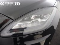 Jaguar E-Pace D150 R-DYNAMIC S AWD Aut. slechts 26.235km - LEDER NAVI LED - <small></small> 27.995 € <small>TTC</small> - #50