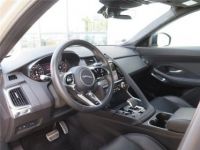 Jaguar E-Pace P-300e ch PHEV AWD BVA R-Dynamic SE - <small></small> 43.900 € <small>TTC</small> - #17