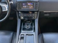 Jaguar F-Pace 2.0 D 180 CH R-SPORT 2WD - <small></small> 16.990 € <small>TTC</small> - #19