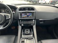 Jaguar F-Pace 2.0 D AWD R-Sport - <small></small> 19.999 € <small>TTC</small> - #15