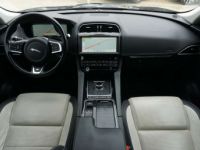 Jaguar F-Pace 2.0 D R-SPORT COCKPIT-AUTO-NAVI-CAM-XENON-KEYLESS - <small></small> 22.990 € <small>TTC</small> - #15