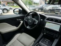 Jaguar F-Pace 2.0 D R-SPORT COCKPIT-AUTO-NAVI-CAM-XENON-KEYLESS - <small></small> 22.990 € <small>TTC</small> - #17