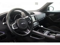 Jaguar F-Pace 2.0d RWD - R-SPORT NAVI PANO DAK 12M GARANTIE - <small></small> 21.995 € <small>TTC</small> - #25