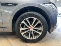 Jaguar F-Pace AWD 2.0 D 180 ch R-SPORT BVA8 - <small></small> 25.990 € <small>TTC</small> - #29