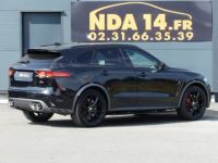 Jaguar F-Pace V8 5.0 SUPERCHARGED 550CH SVR AWD BVA8 - <small></small> 59.990 € <small>TTC</small> - #3