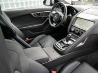 Jaguar F-Type Coupe 2.0 T 300ch R-Dynamic BVA8 - <small></small> 49.900 € <small>TTC</small> - #5