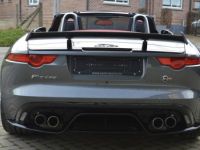 Jaguar F-Type SVR Cabriolet 5.0 V8 575 ch AWD 1 MAIN - 18.000 km - <small></small> 93.900 € <small></small> - #4