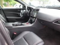 Jaguar XE 2.0 D - 180 ch BVA R-Sport - <small></small> 18.900 € <small>TTC</small> - #19