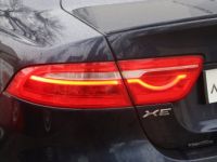 Jaguar XE 2.0 D 180 R-Sport Black Pack BVA8 (CarPlay,Caméra,Sièges&Volants Chauffants) - <small></small> 19.990 € <small>TTC</small> - #23