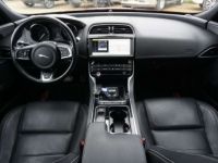 Jaguar XE 2.0 D R-SPORT AUTO-PANO-BI XENON-CAM-KEYLESS-6dt - <small></small> 19.990 € <small>TTC</small> - #17