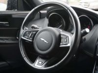 Jaguar XE 2.0 D R-SPORT AUTO-PANO-BI XENON-CAM-KEYLESS-6dt - <small></small> 19.990 € <small>TTC</small> - #20