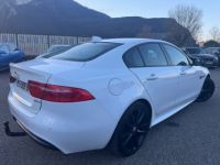 Jaguar XE 2.0D 180CH R-SPORT BVA8 - <small></small> 14.990 € <small>TTC</small> - #7