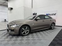 Jaguar XE 25T 2.0 240 CH BVA 8 R-Sport - <small></small> 21.990 € <small>TTC</small> - #4