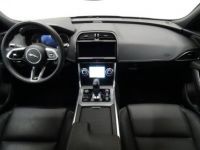 Jaguar XE D200 R-Dynamic S Auto - <small></small> 35.990 € <small>TTC</small> - #9