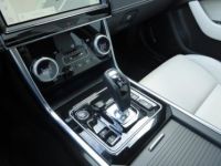 Jaguar XE R-Dynamic SE - <small></small> 52.660 € <small>TTC</small> - #20