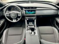 Jaguar XF 2.0 D - 180 ch BVA R-Sport - <small></small> 46.990 € <small>TTC</small> - #4