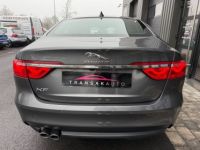 Jaguar XF 2.0 d 180 ch prestige avec affichage te haute regulateur adaptatif gps camera de recul - <small></small> 18.490 € <small>TTC</small> - #3