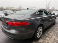 Jaguar XF 2.0 d 180 ch prestige avec affichage te haute regulateur adaptatif gps camera de recul - <small></small> 18.490 € <small>TTC</small> - #4