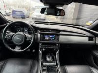 Jaguar XF 2.0 d 180 ch prestige avec affichage te haute regulateur adaptatif gps camera de recul - <small></small> 18.490 € <small>TTC</small> - #8