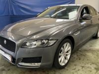 Jaguar XF II PRESTIGE 2.0 D 180 Cv 1ERE MAIN / BVA8 TOIT OUVRANT CUIR GPS 51 200 Kms - GARANTIE 1 AN - <small></small> 22.970 € <small>TTC</small> - #1